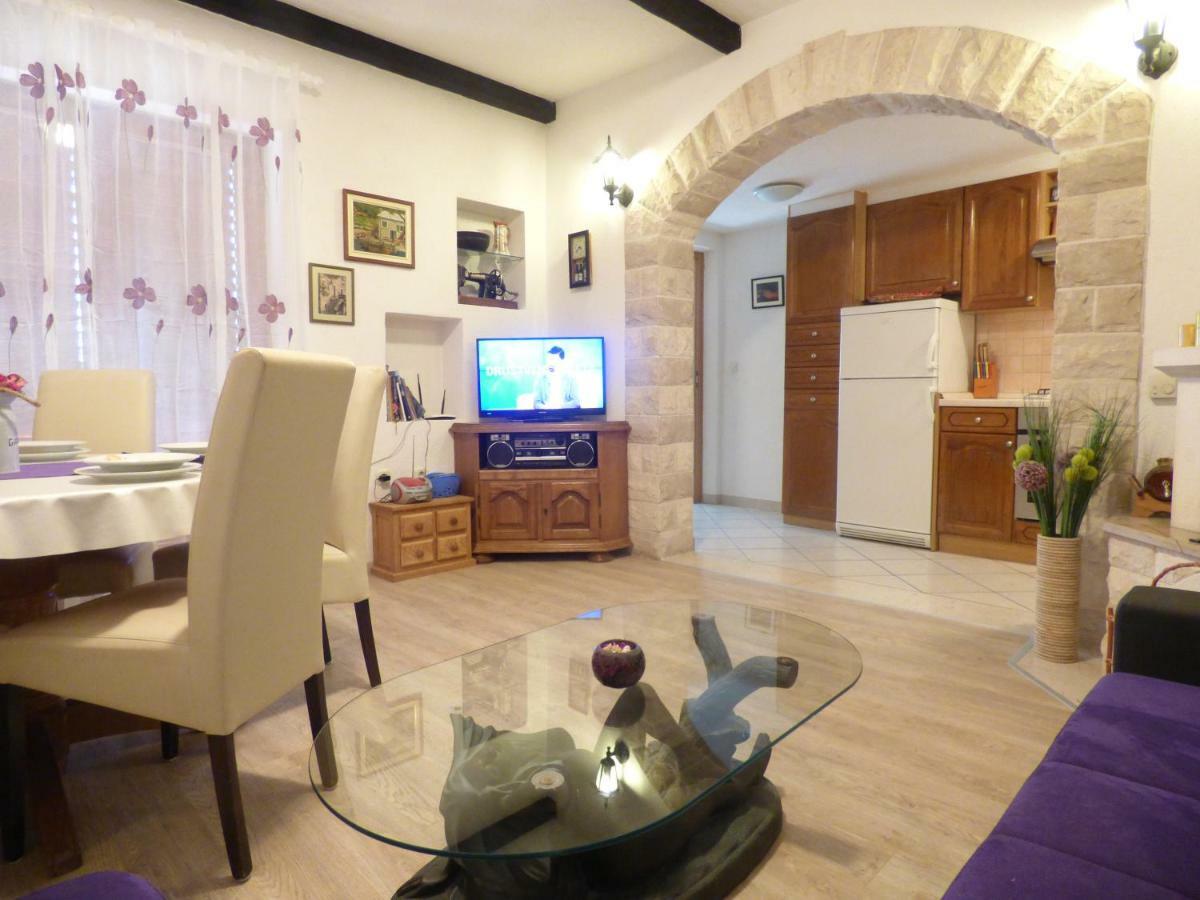 Apartments Rustica Μακάρσκα Εξωτερικό φωτογραφία